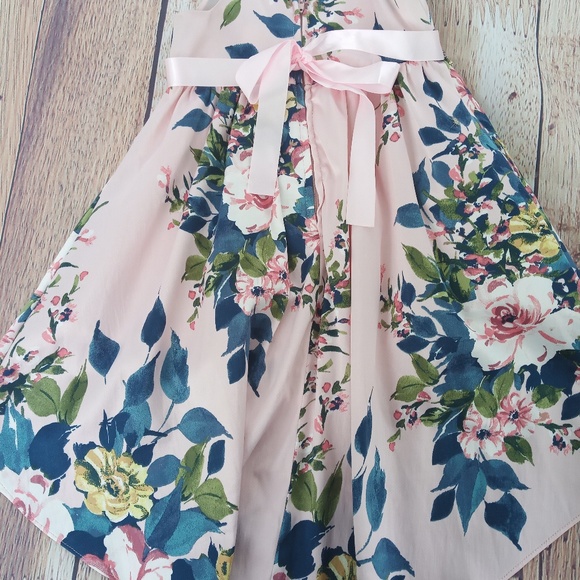 Girls Floral Dresses - Picture 5 of 7